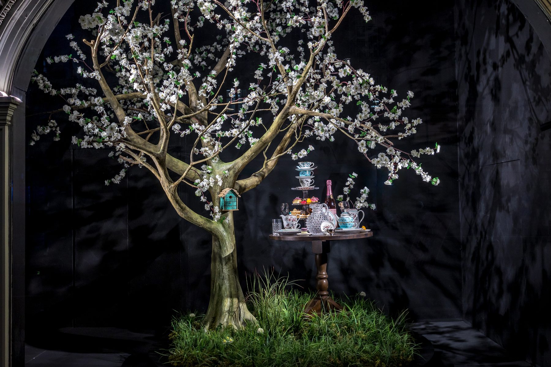 A Perfect Spring Day, Fortnum & Mason (4 of 5)
